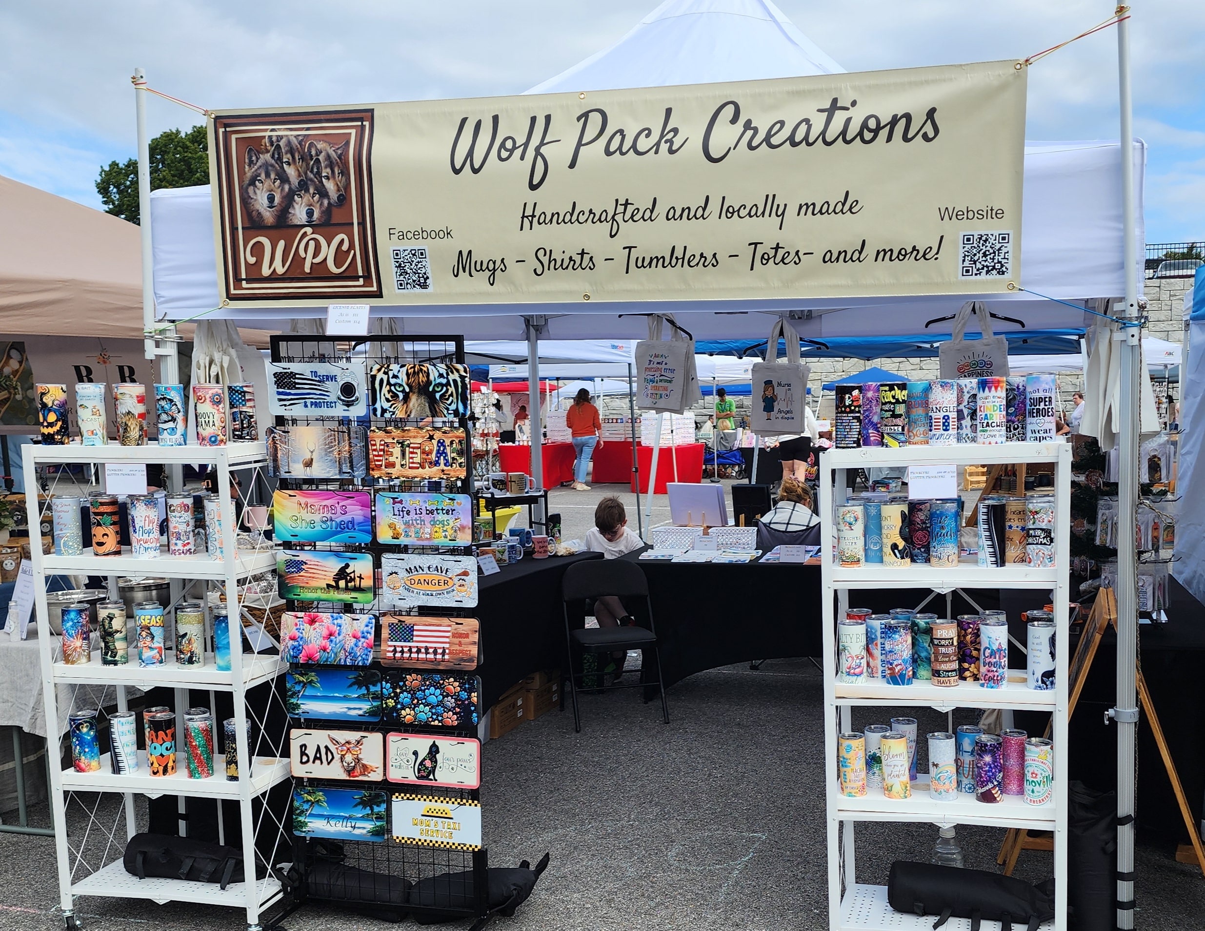 Wolf Pack Creations setup at Lehigh's Greenhouse